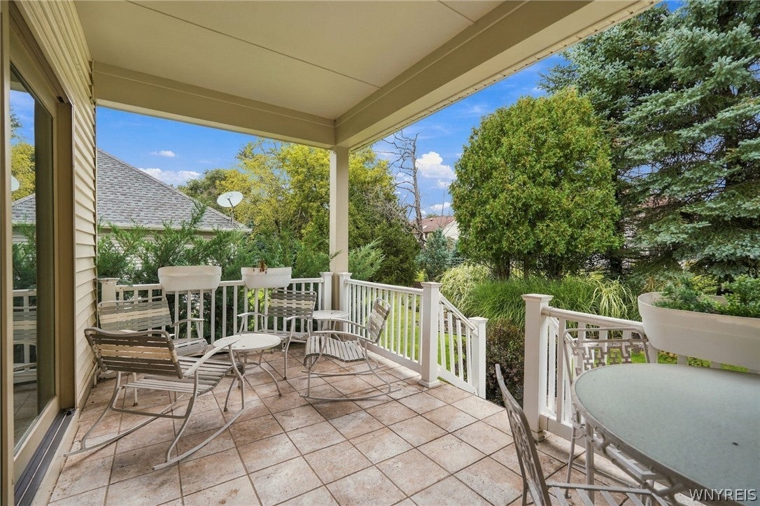 8088 Laurel Park Lane