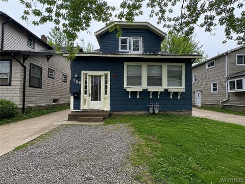 Photo of 154 W Winspear Avenue #S, Buffalo, NY 14214 (MLS # B1686857)