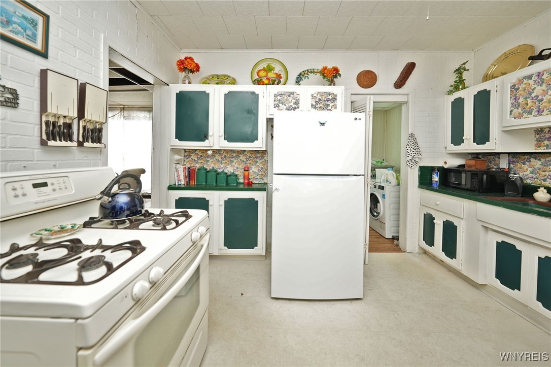 40 Edna Place, Buffalo, New York image 15
