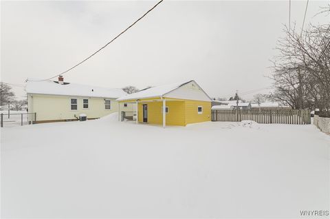 Tiny photo for 379 Orchard Drive, Tonawanda, NY 14223 (MLS # B1660492)