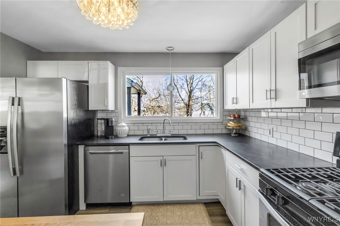 863 Hillside Drive, Lewiston, New York image 16