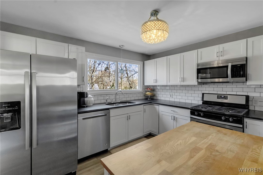 863 Hillside Drive, Lewiston, New York image 12