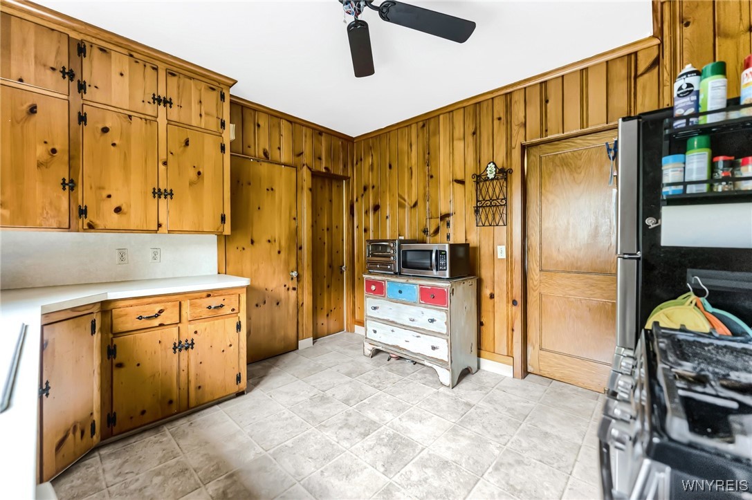 79 Newton Road, Hamburg, New York image 9