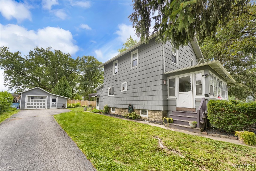 79 Newton Road, Hamburg, New York image 3