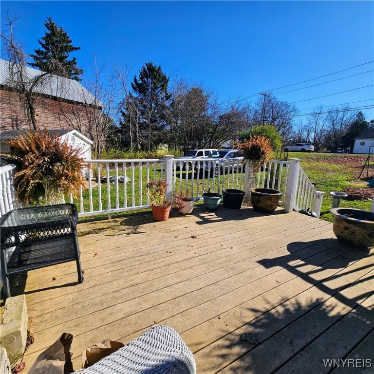 Shelby, New York 14103, United States, 3 Bedrooms Bedrooms, ,1 BathroomBathrooms,Residential,Pending,33102