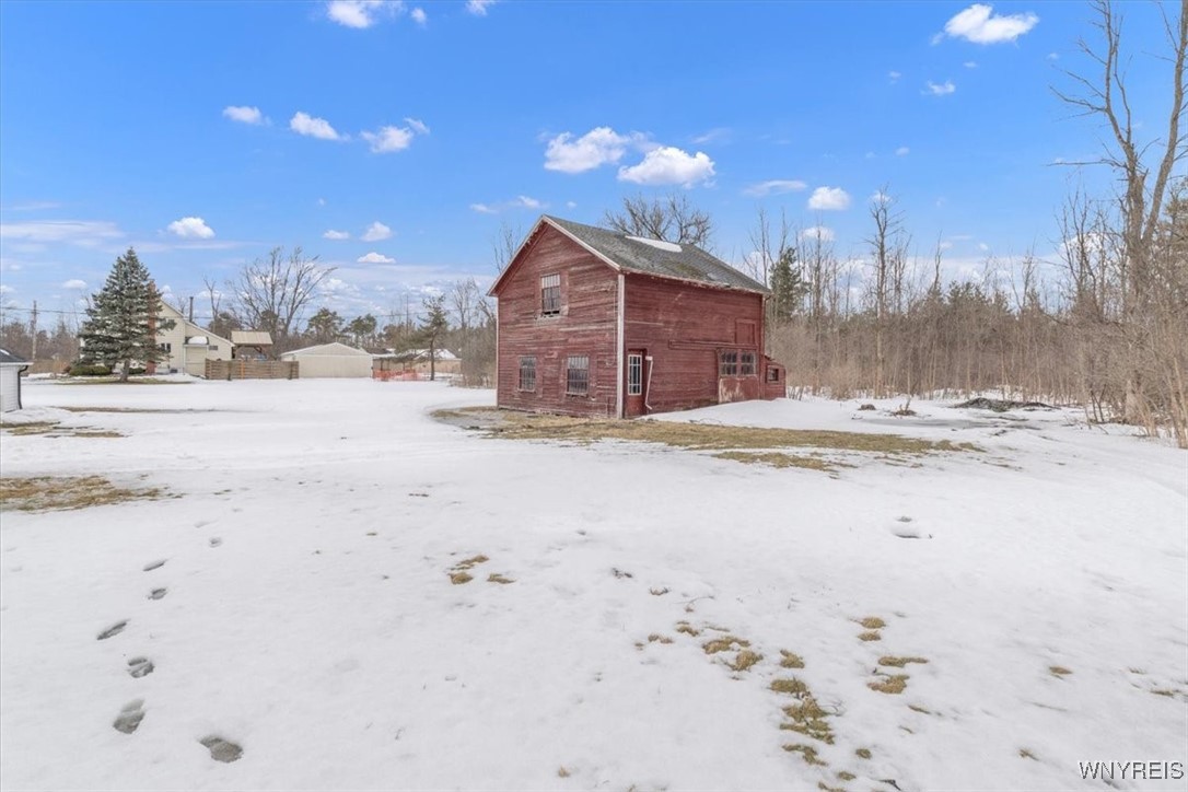 12286 Genesee Street, Alden, New York image 4