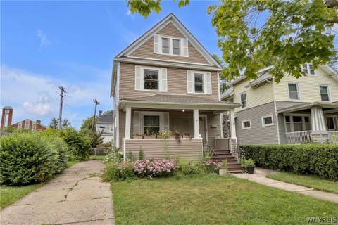Homes For Sale - 34 Knowlton Avenue<br/> Erie County, Tonawanda, NY 14217