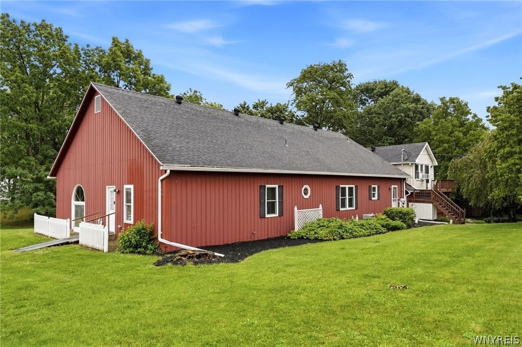 3 Maple Avenue