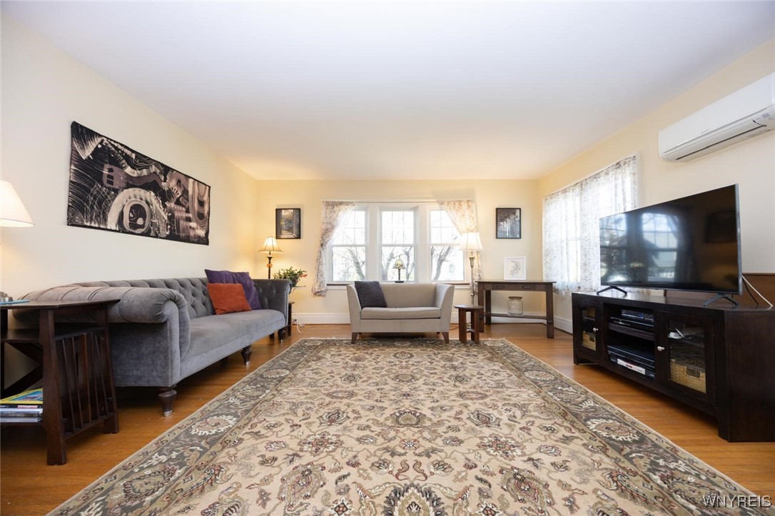 105 Winston Road, Buffalo, New York image 10