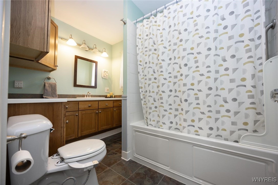 105 Winston Road, Buffalo, New York image 27