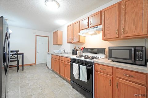 Tiny photo for 5190 Briercliff Drive, Hamburg, NY 14075 (MLS # B1655231)