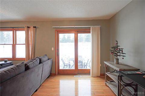 Tiny photo for 5190 Briercliff Drive, Hamburg, NY 14075 (MLS # B1655231)