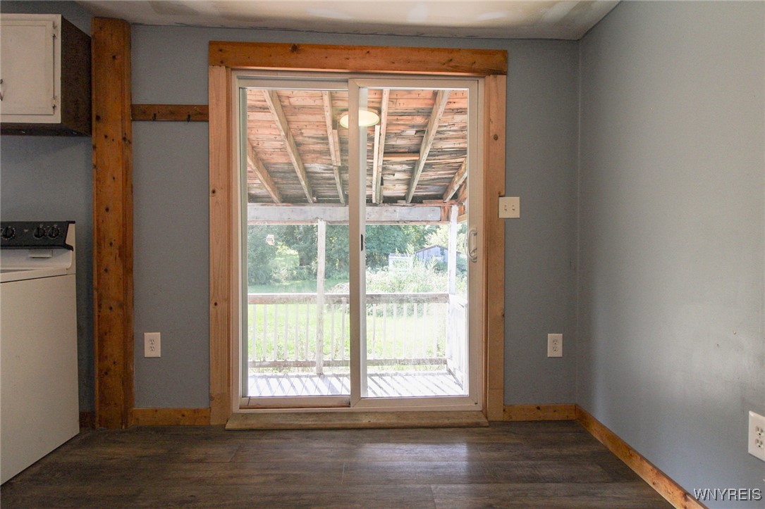 Cambria, New York 14094, United States, 3 Bedrooms Bedrooms, ,1 BathroomBathrooms,Residential,Pending,205908