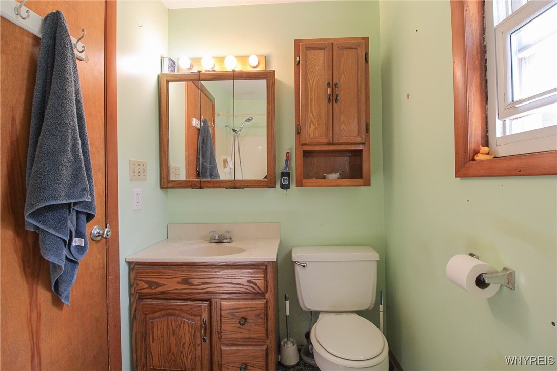 Cambria, New York 14094, United States, 3 Bedrooms Bedrooms, ,1 BathroomBathrooms,Residential,Pending,205908