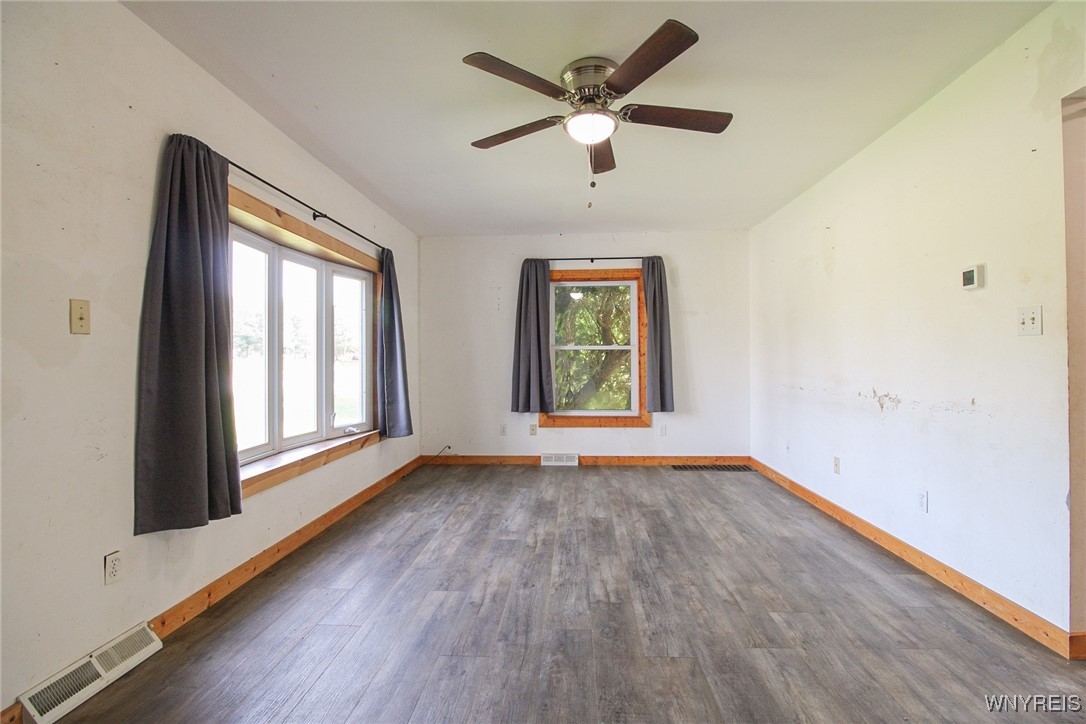 Cambria, New York 14094, United States, 3 Bedrooms Bedrooms, ,1 BathroomBathrooms,Residential,Pending,205908