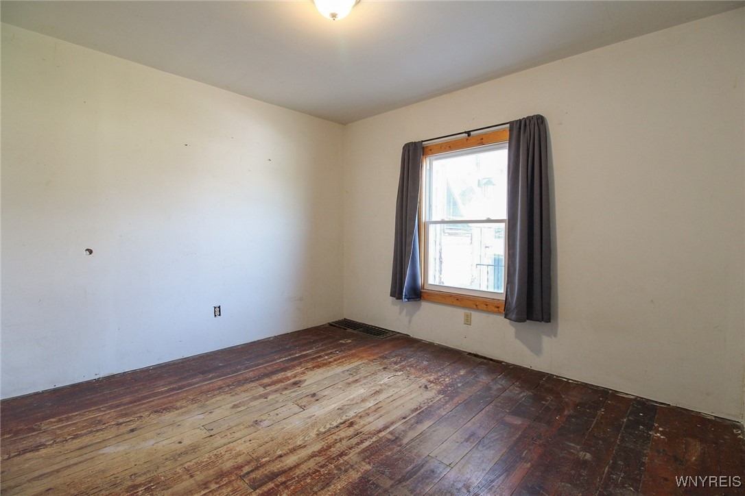 Cambria, New York 14094, United States, 3 Bedrooms Bedrooms, ,1 BathroomBathrooms,Residential,Pending,205908