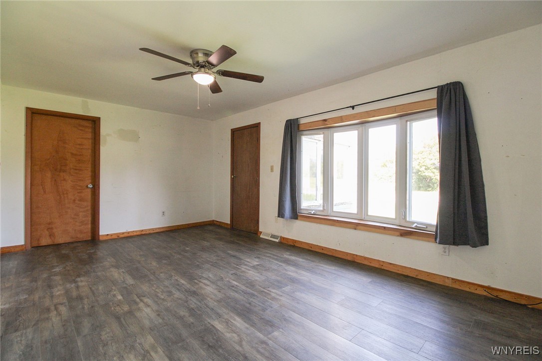 Cambria, New York 14094, United States, 3 Bedrooms Bedrooms, ,1 BathroomBathrooms,Residential,Pending,205908