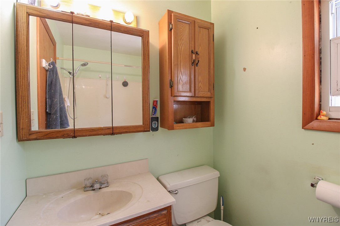 Cambria, New York 14094, United States, 3 Bedrooms Bedrooms, ,1 BathroomBathrooms,Residential,Pending,205908