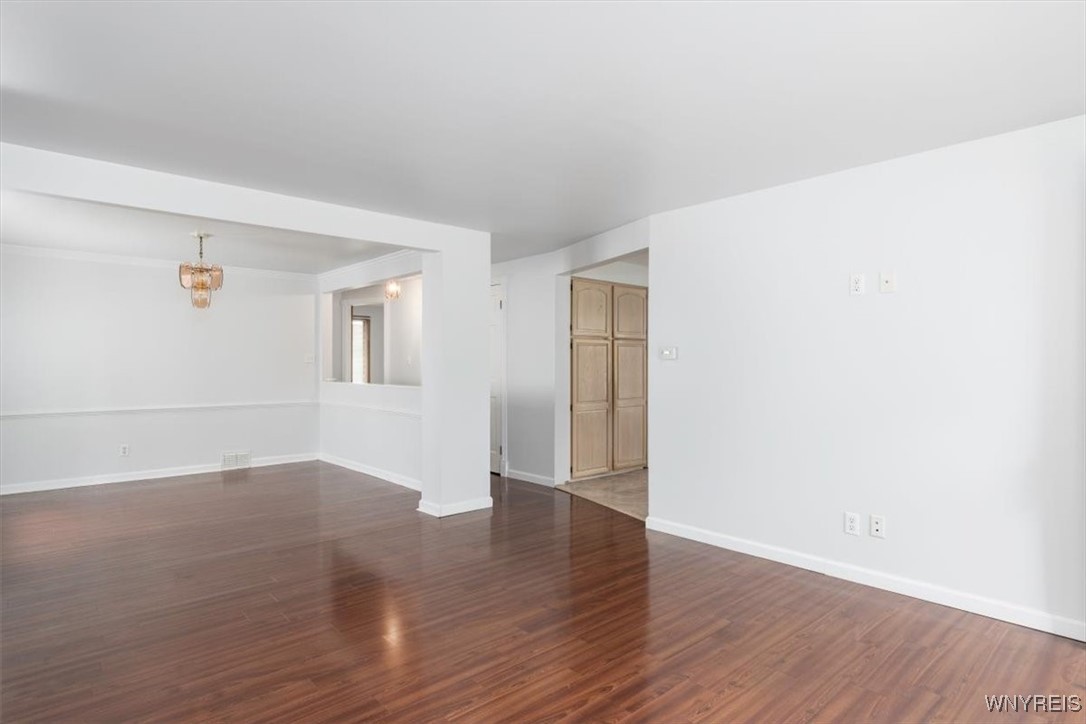 268 Meadowlawn Road, Cheektowaga, New York image 4