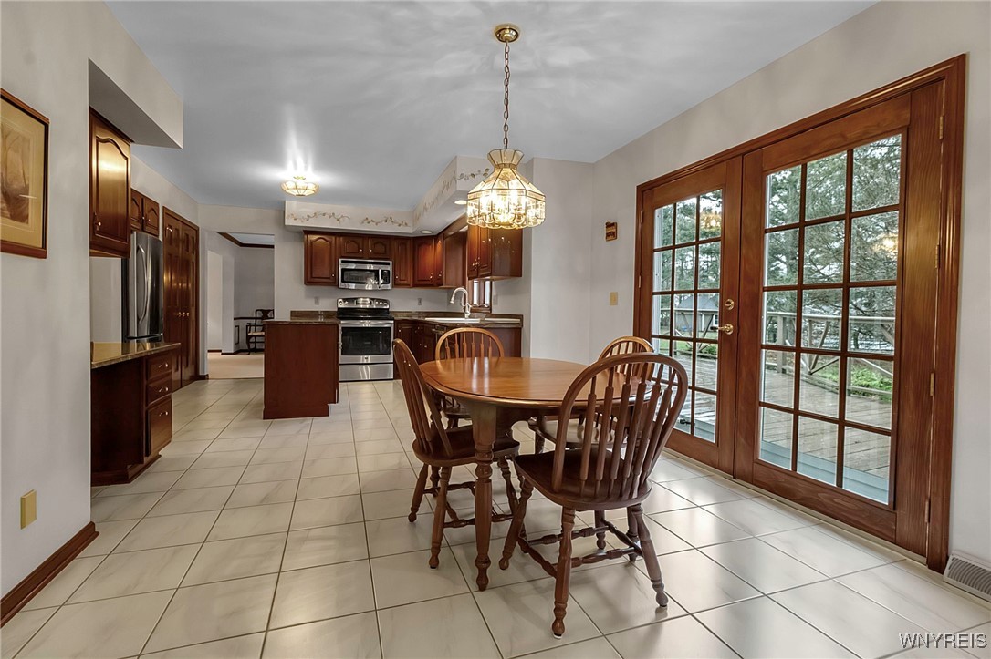 4 Silent Meadow Lane, Orchard Park, New York image 8