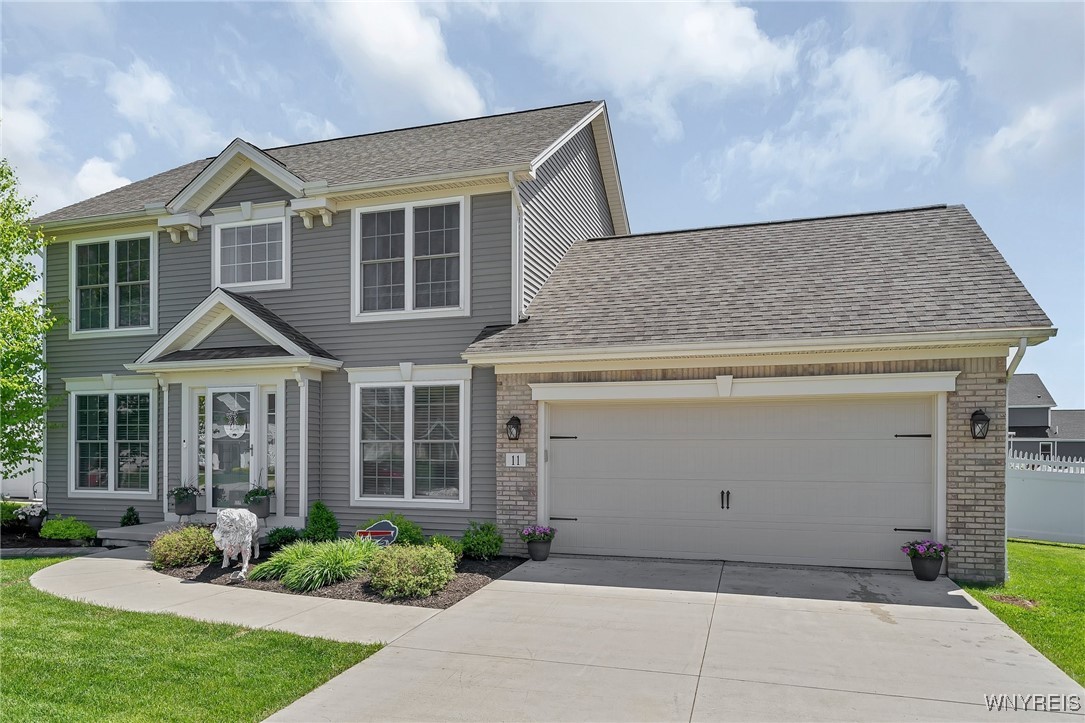 11 Garnet Drive, Cheektowaga, New York image 2