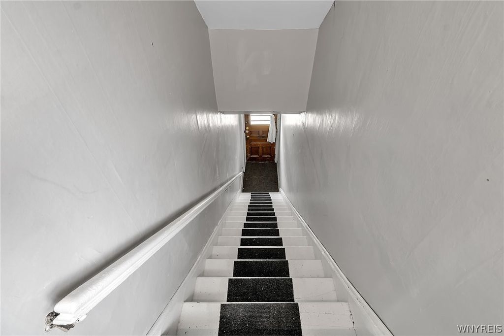 Photo of 629 Broadway Street, Buffalo, NY 14212 (MLS # B1666405)