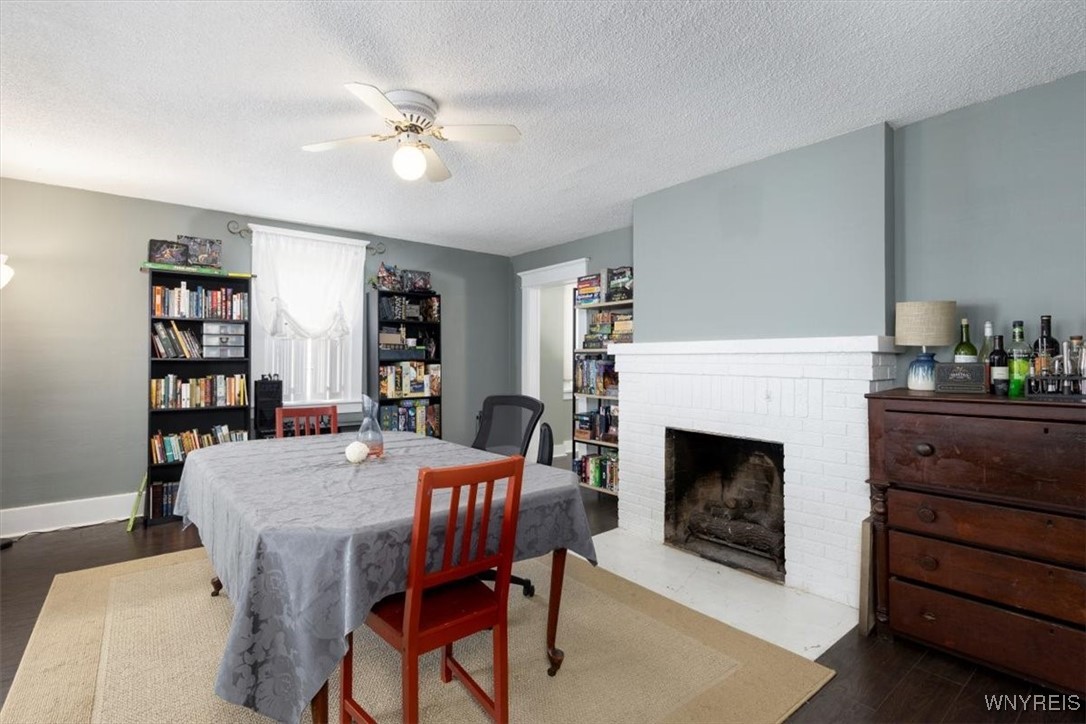 432 Pleasant Avenue, Hamburg, New York image 2