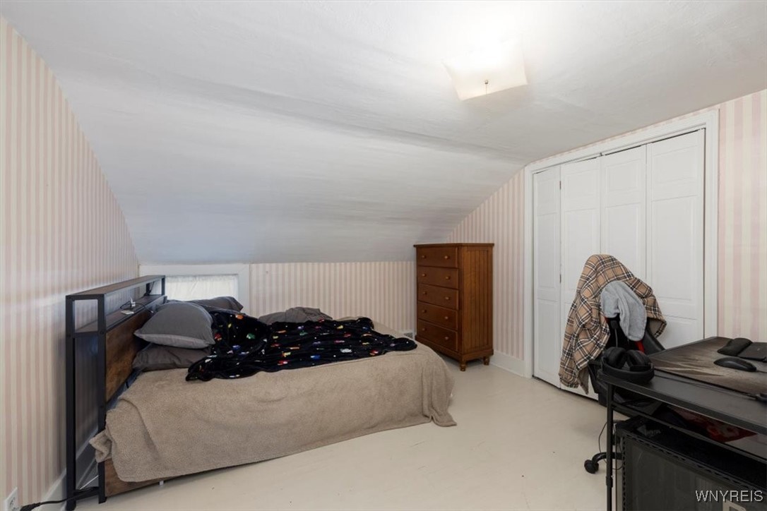 432 Pleasant Avenue, Hamburg, New York image 17
