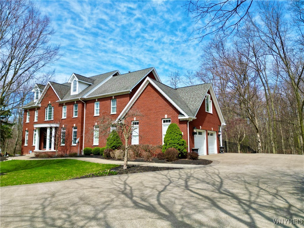 16 Woodstream Trl, Orchard Park, New York image 5
