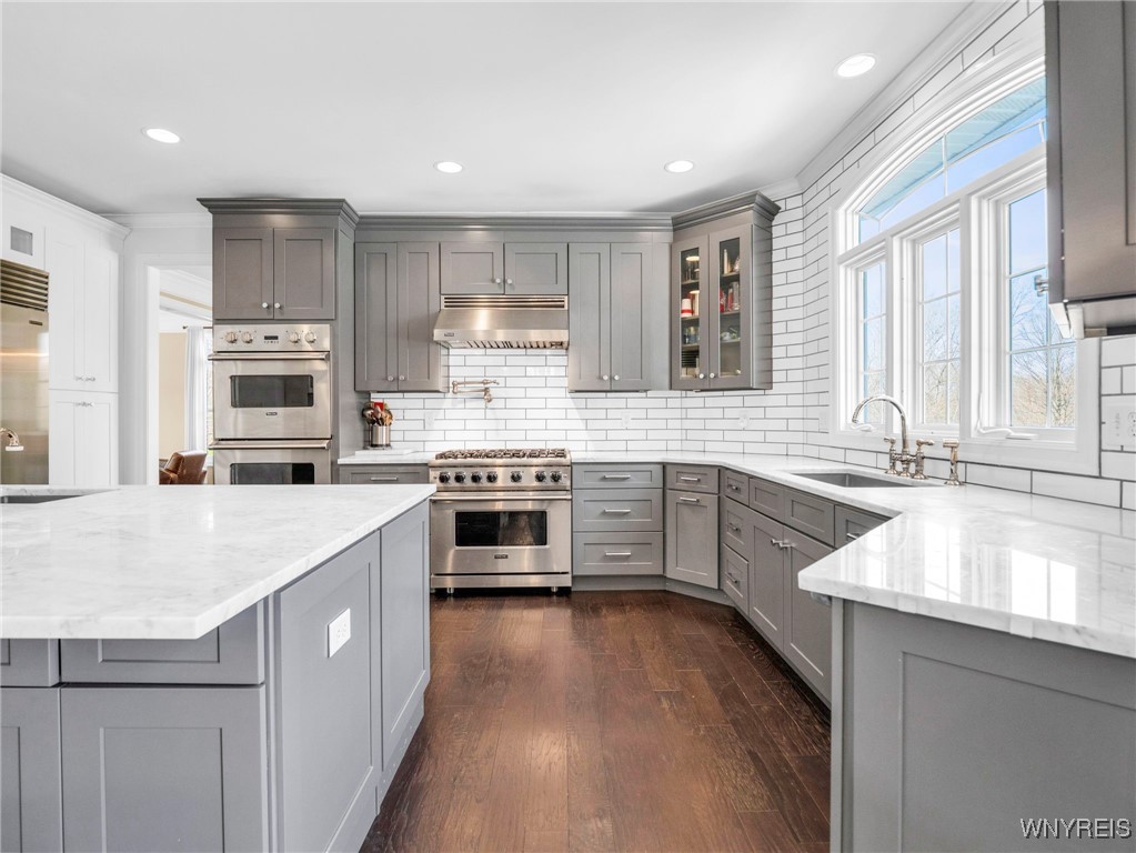 16 Woodstream Trl, Orchard Park, New York image 2