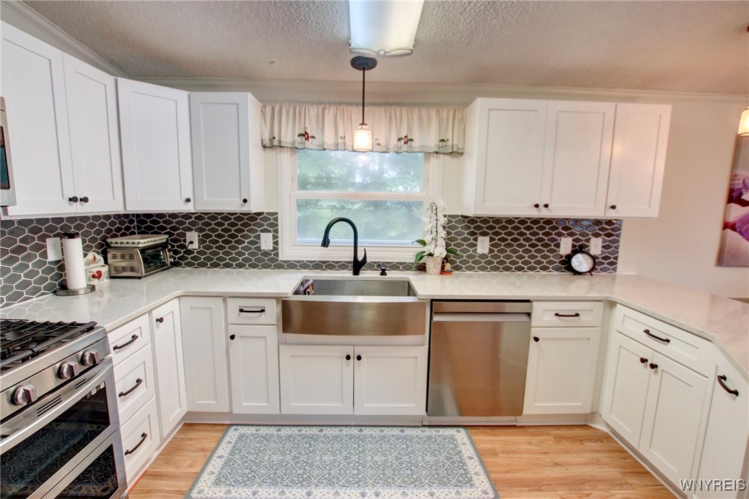 66 Parkside Circle, Cheektowaga, New York image 3