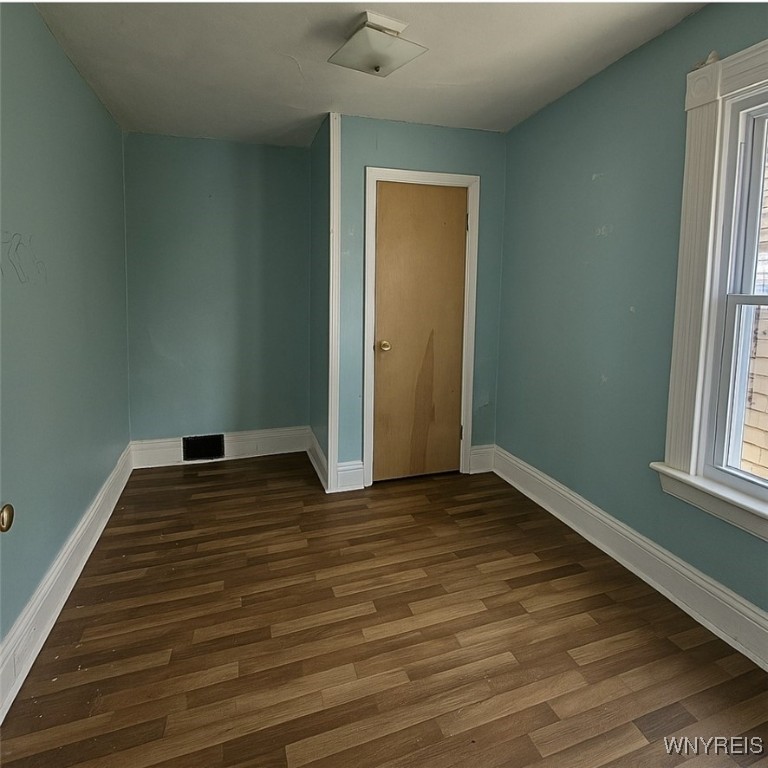 1335 Niagara Avenue, Niagara Falls, New York image 8