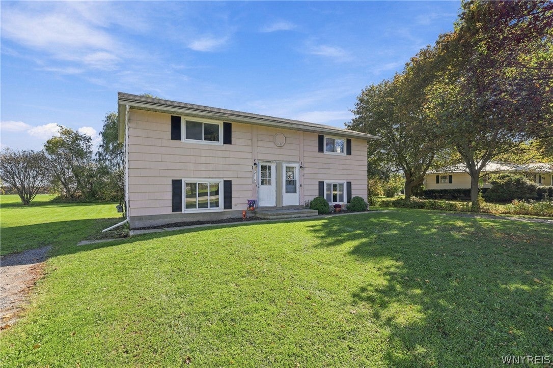 2819 Main Street