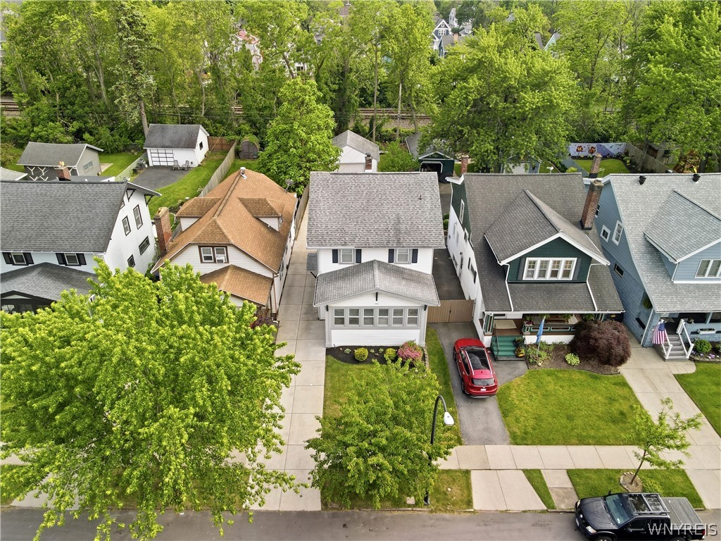 246 Linden Avenue