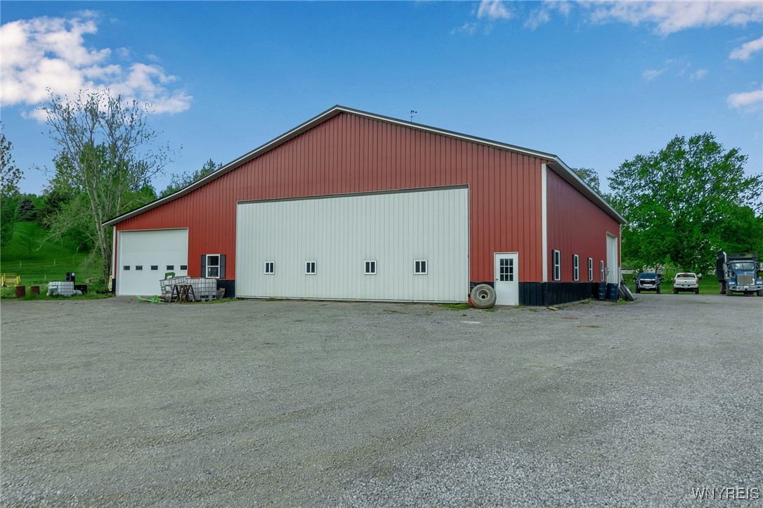 3370 Stannard Road, Alexander, New York image 3