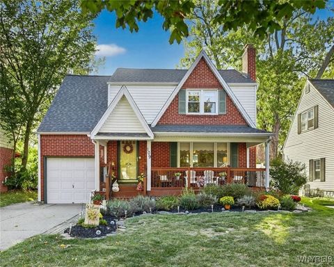 Photo of 109 Avalon Dr Dr, Amherst, NY 14226 (MLS # B1643424)