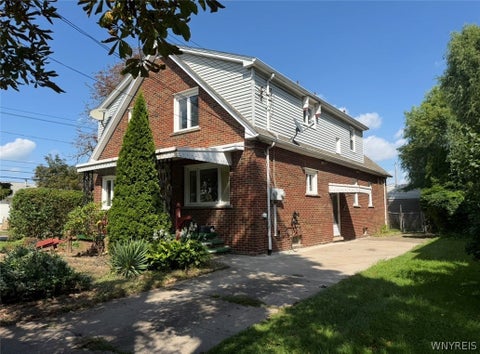 Multifamily For Sale - 563 27th Street<br/> Niagara County, Niagara Falls, NY 14301