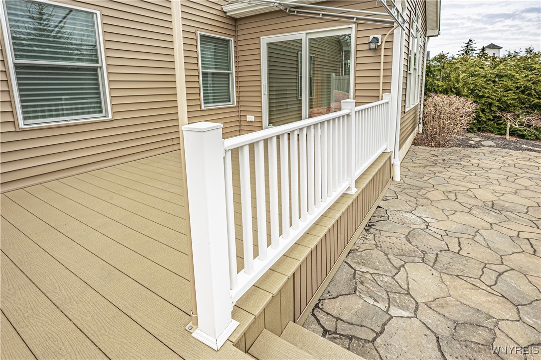 53 Old Tower Lane, Amherst, New York image 11