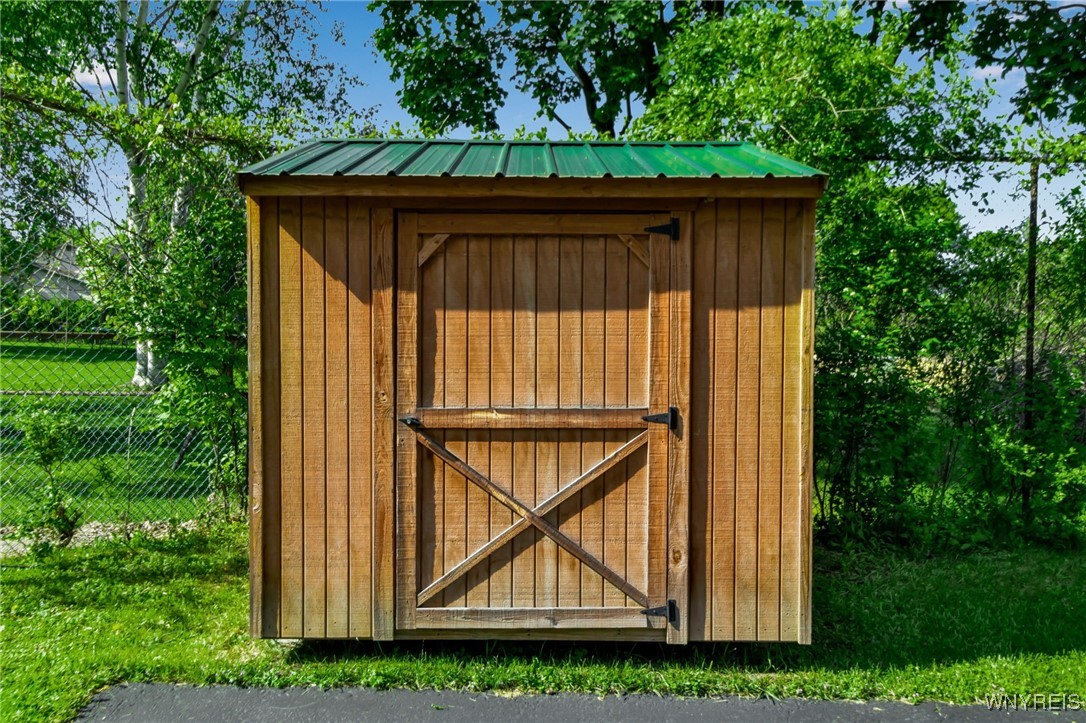 591 Girdle Road, Elma, New York image 39