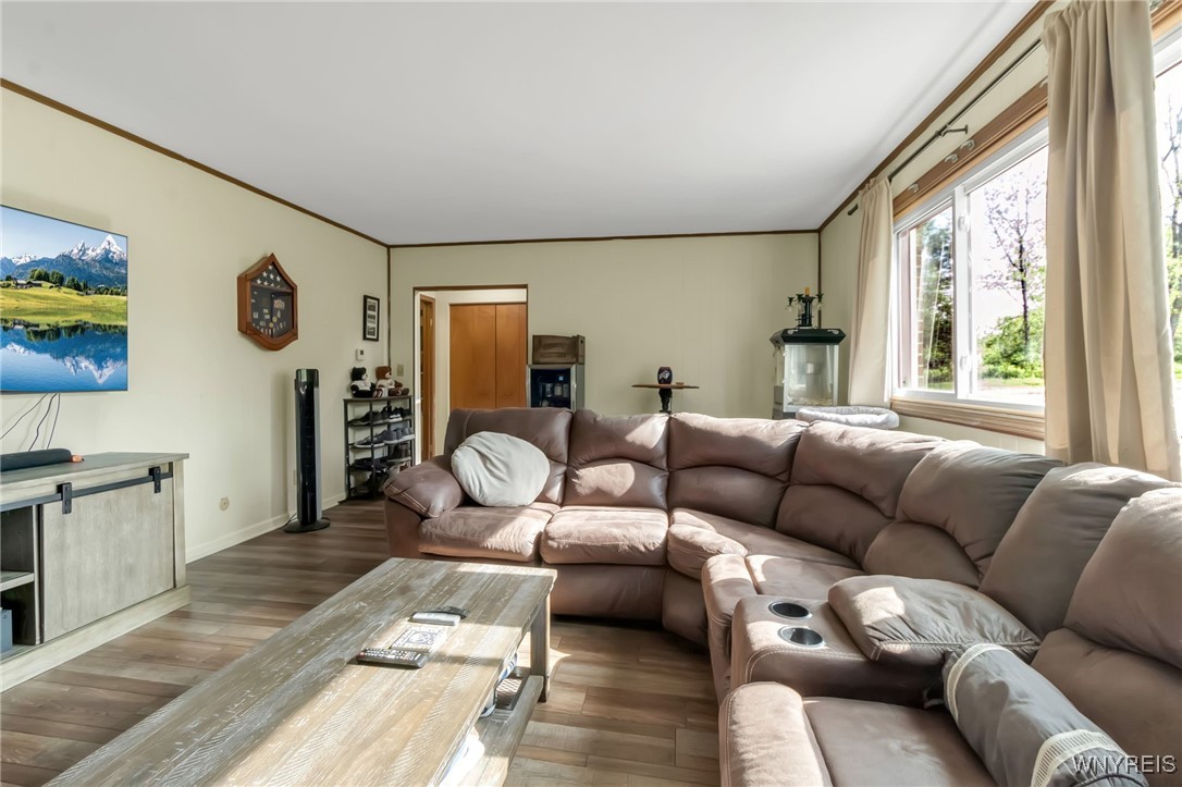 591 Girdle Road, Elma, New York image 29