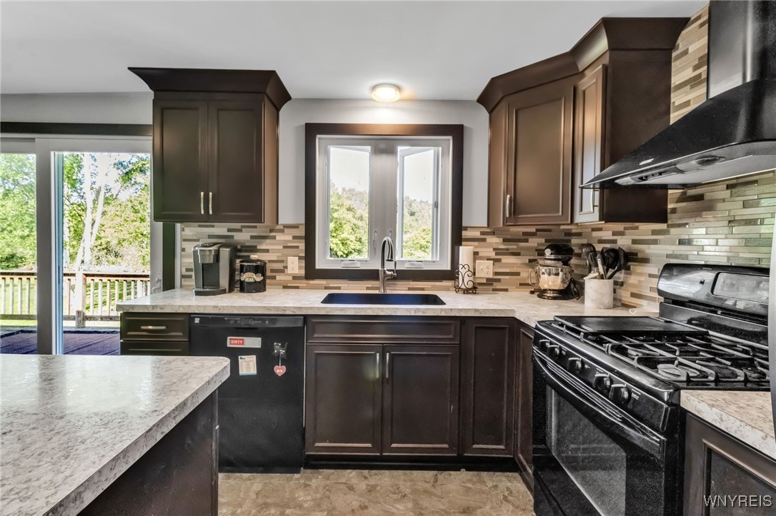 591 Girdle Road, Elma, New York image 11