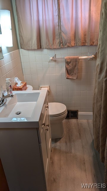 56 Calvert Boulevard, Tonawanda, New York image 11