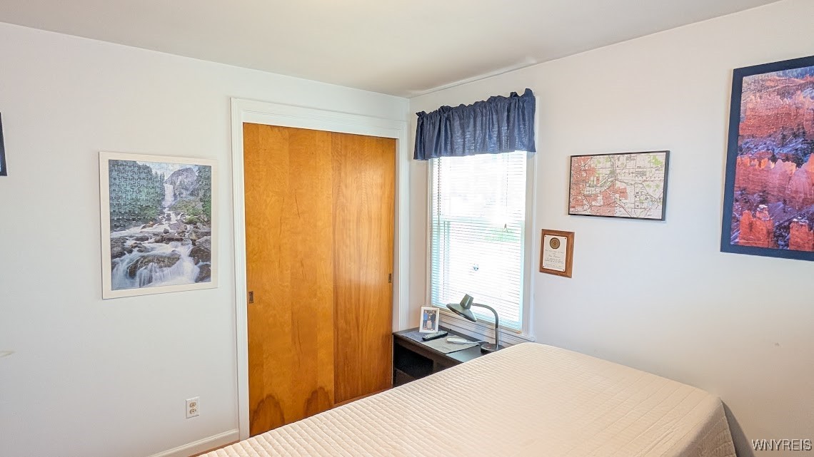56 Calvert Boulevard, Tonawanda, New York image 23