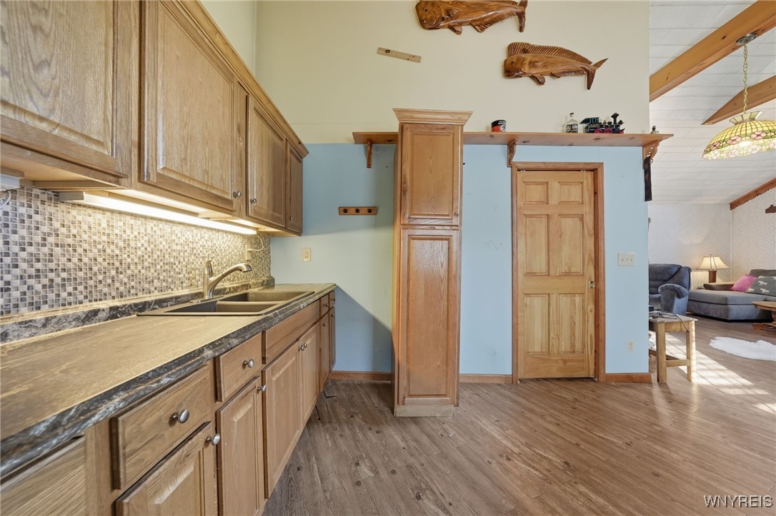 Shelby, New York 14103, United States, 4 Bedrooms Bedrooms, ,2 BathroomsBathrooms,Residential,Active,229661