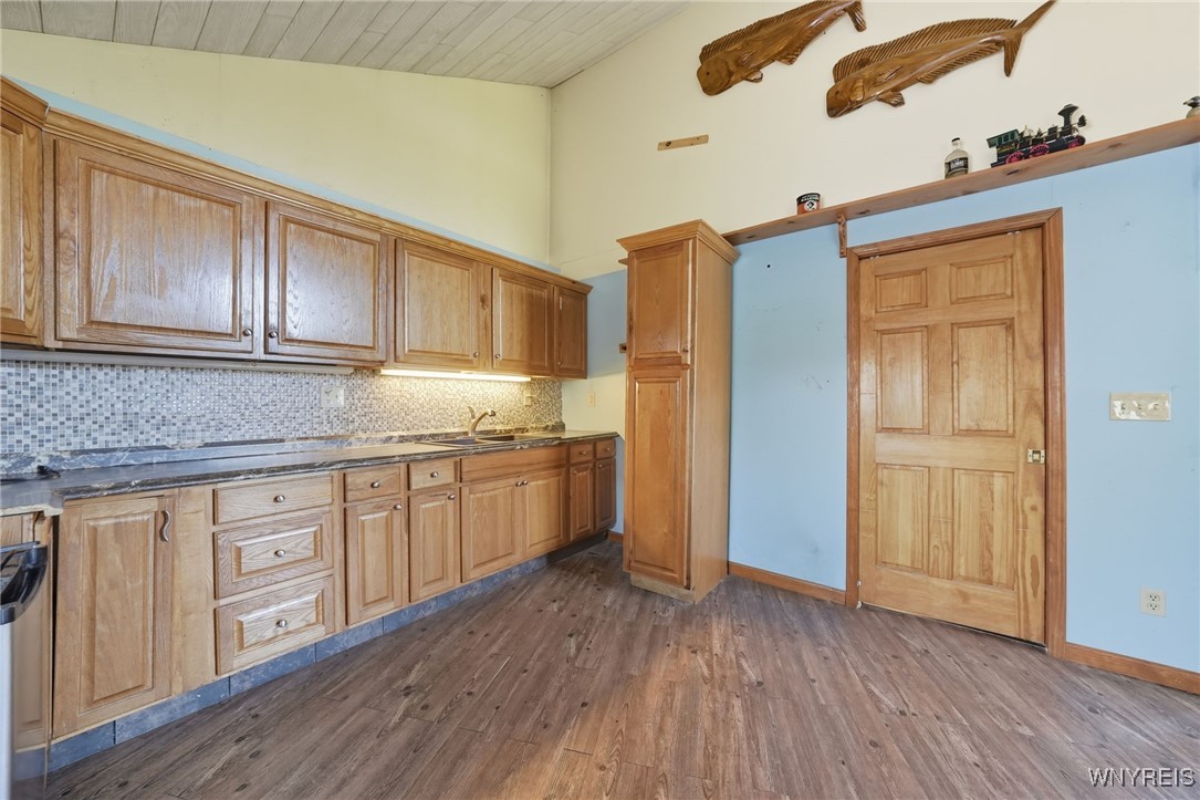 Shelby, New York 14103, United States, 4 Bedrooms Bedrooms, ,2 BathroomsBathrooms,Residential,Active,229661