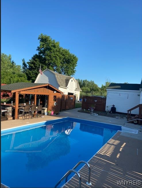 Shelby, New York 14103, United States, 4 Bedrooms Bedrooms, ,2 BathroomsBathrooms,Residential,Active,229661