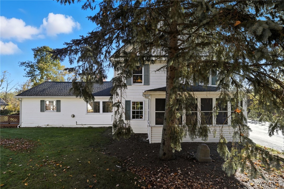 Shelby, New York 14103, United States, 4 Bedrooms Bedrooms, ,2 BathroomsBathrooms,Residential,Active,229661