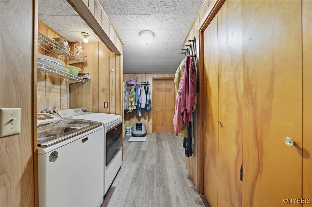 Shelby, New York 14103, United States, 4 Bedrooms Bedrooms, ,2 BathroomsBathrooms,Residential,Active,229661