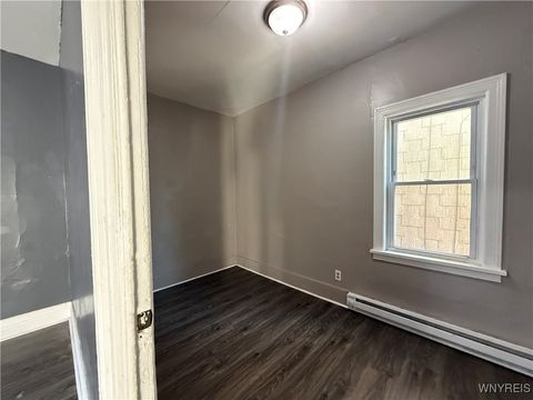 Tiny photo for 8 Garner Avenue, Buffalo, NY 14213 (MLS # B1648536)