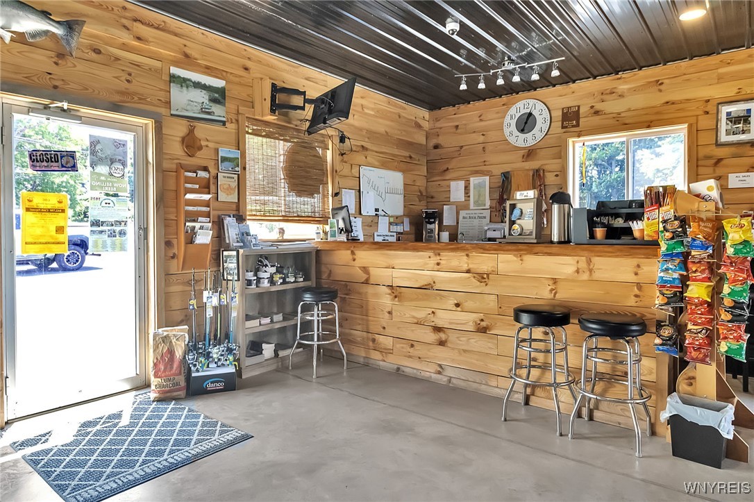 Carlton, New York 14571, United States, ,Commercial,Active,179201